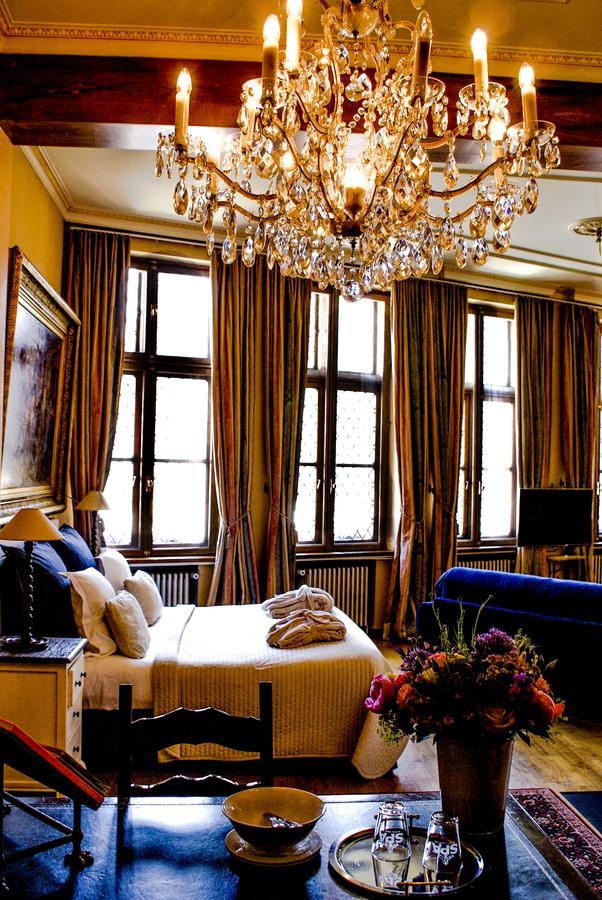 Guest House Huyze Die Maene 브뤼헤 외부 사진